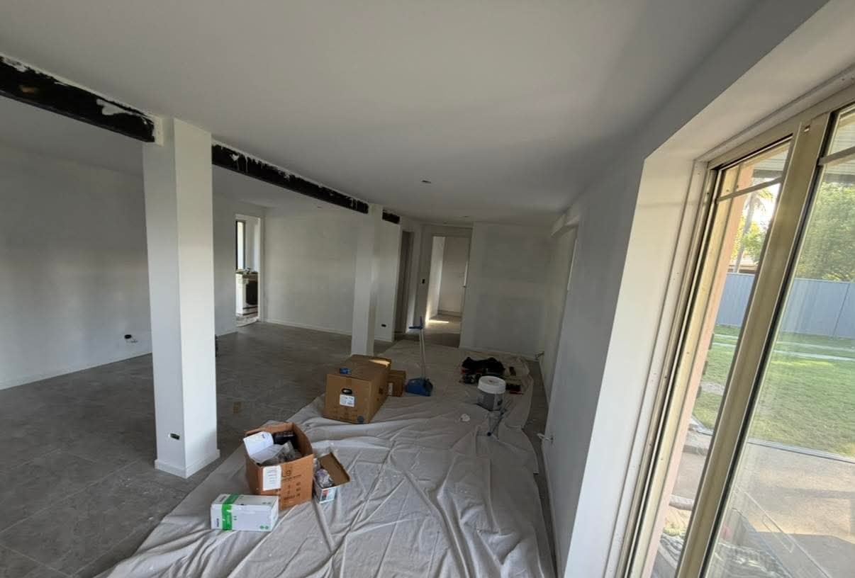 Ground-floor room layout during fit-out and finishing work